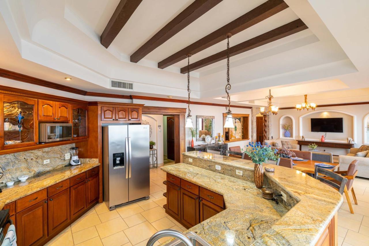 Pacifico Colonial Condominiums マヌエル・アントニオ エクステリア 写真