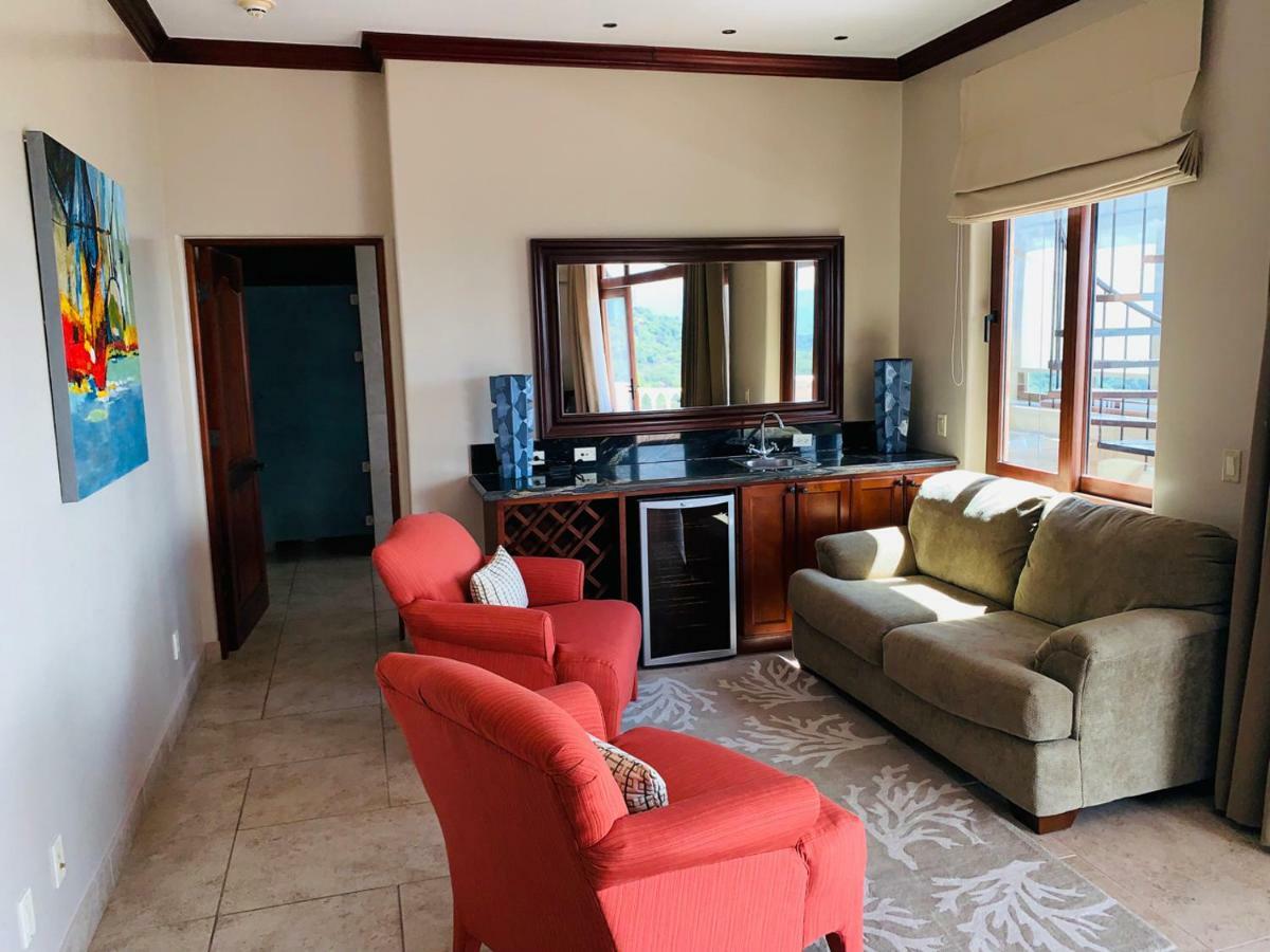 Pacifico Colonial Condominiums マヌエル・アントニオ エクステリア 写真