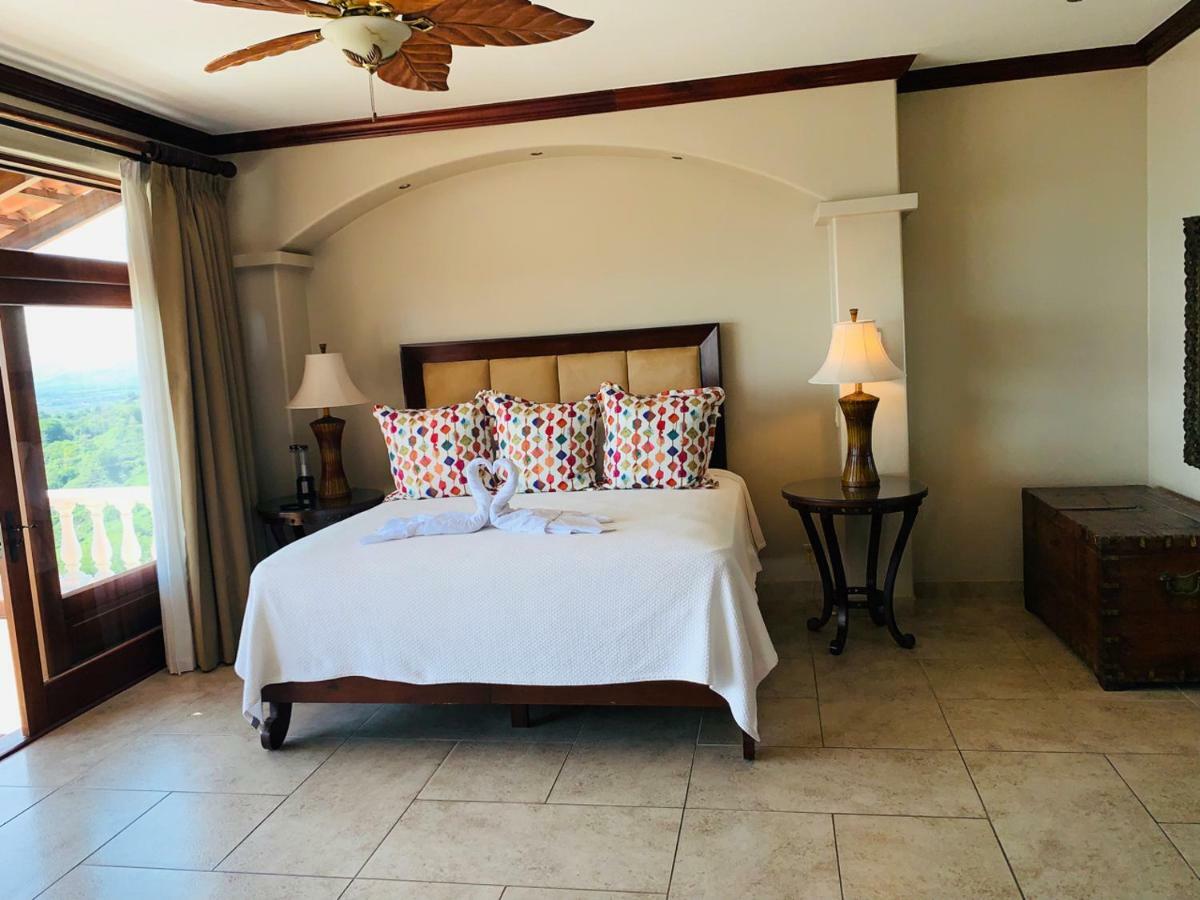 Pacifico Colonial Condominiums マヌエル・アントニオ エクステリア 写真